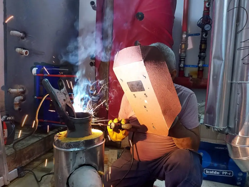 ABOUT US 4 20221005 162245 scaled 1